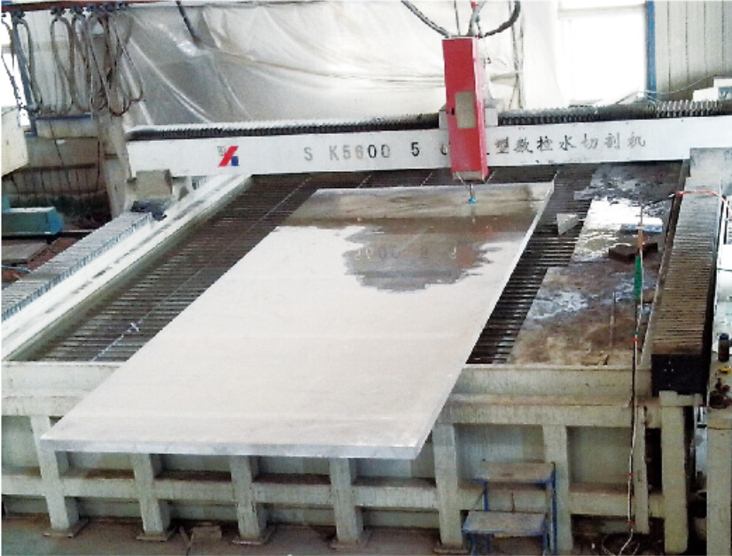 ����ˮ�и��