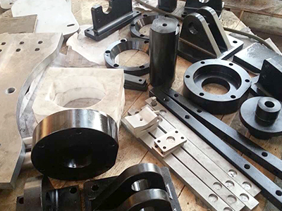 ���ͻ�е���ӹ�